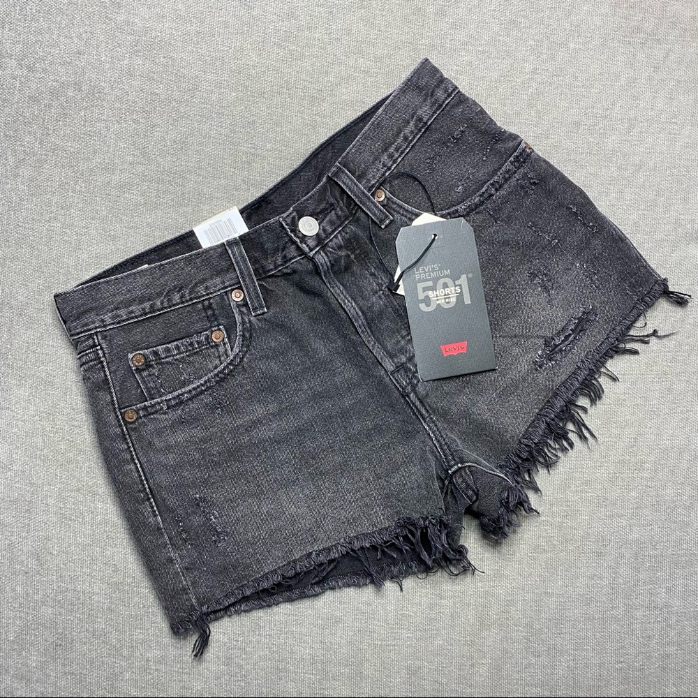 Levi’s 501 Cut Off Jean Shorts